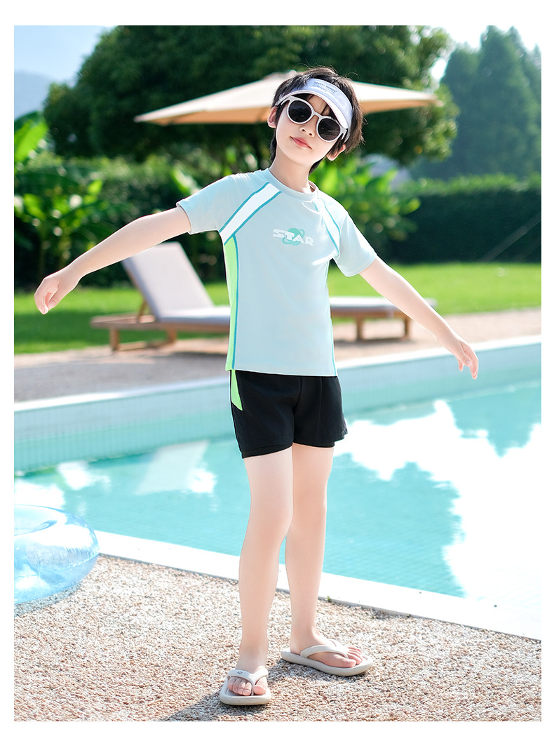 Đồ bơi bé trai YUKE quần đùi 2 lớp trẻ trung năng động star