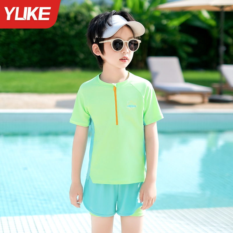 Đồ bơi bé trai quần rời áo rời hiệu YUKE- màu xanh neon kết hợp xanh biển cho bé từ 15-42kg