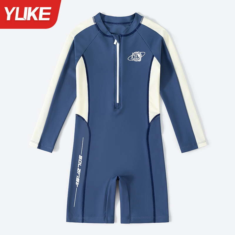 Đồ bơi bé trai liền thân tay dài chống nắng quần ngắn dây kéo trước ngực tiện lợi