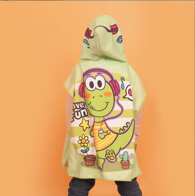 Khăn choàng tắm đi biển chống lạnh cho bé khi lên bờ kích thước 60*120cm