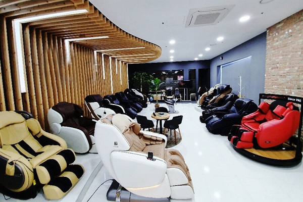 bat-mi-dia-chi-ban-ghe-massage-nao-tot-hien-nay-o-viet-nam