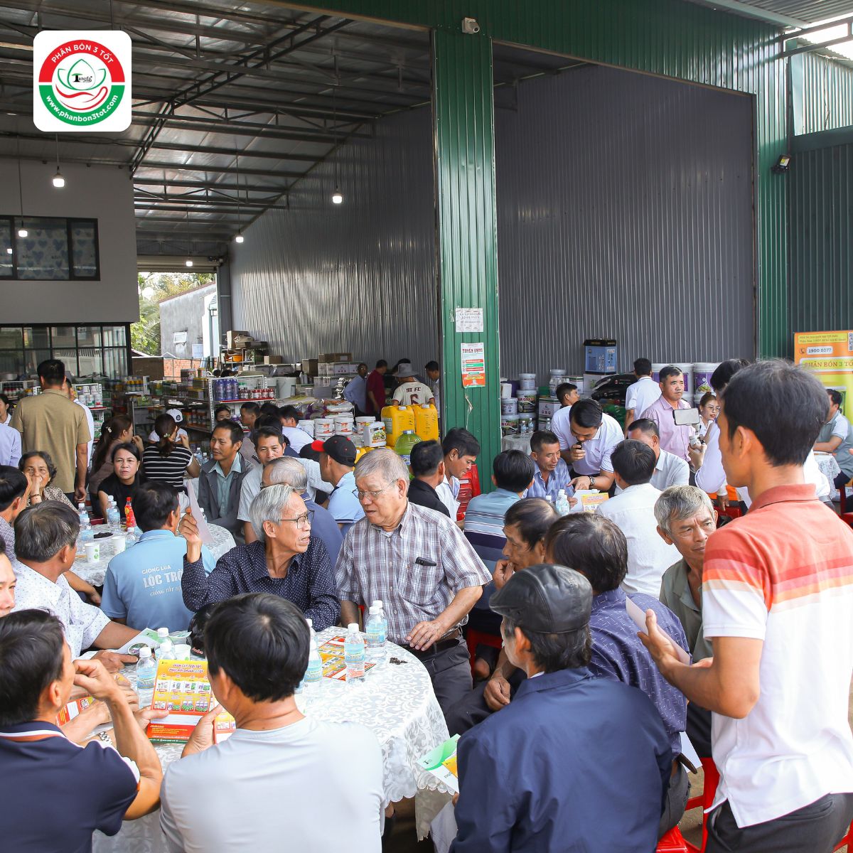 KHỞI ĐỘNG NGÀY HỘI PHỤC HỒI SAU THU HOẠCH CÙNG NHÀ VƯỜN BAN MÊ KHỞI ĐỘNG NGÀY HỘI PHỤC HỒI SAU THU HOẠCH CÙNG NHÀ VƯỜN BAN MÊ