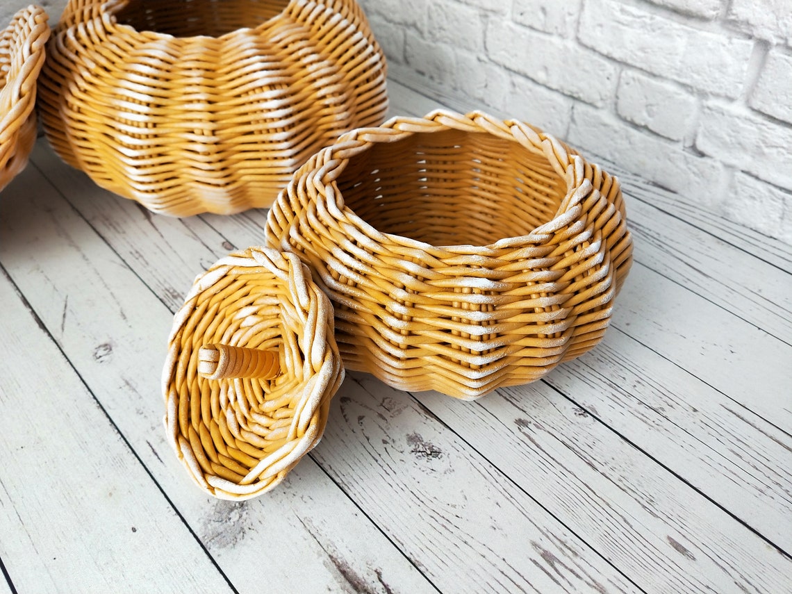Rattan basket for onions potatoe and garlic 22