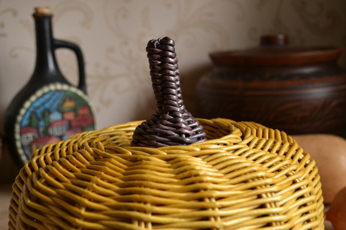 Rattan basket for onions potatoe and garlic 21