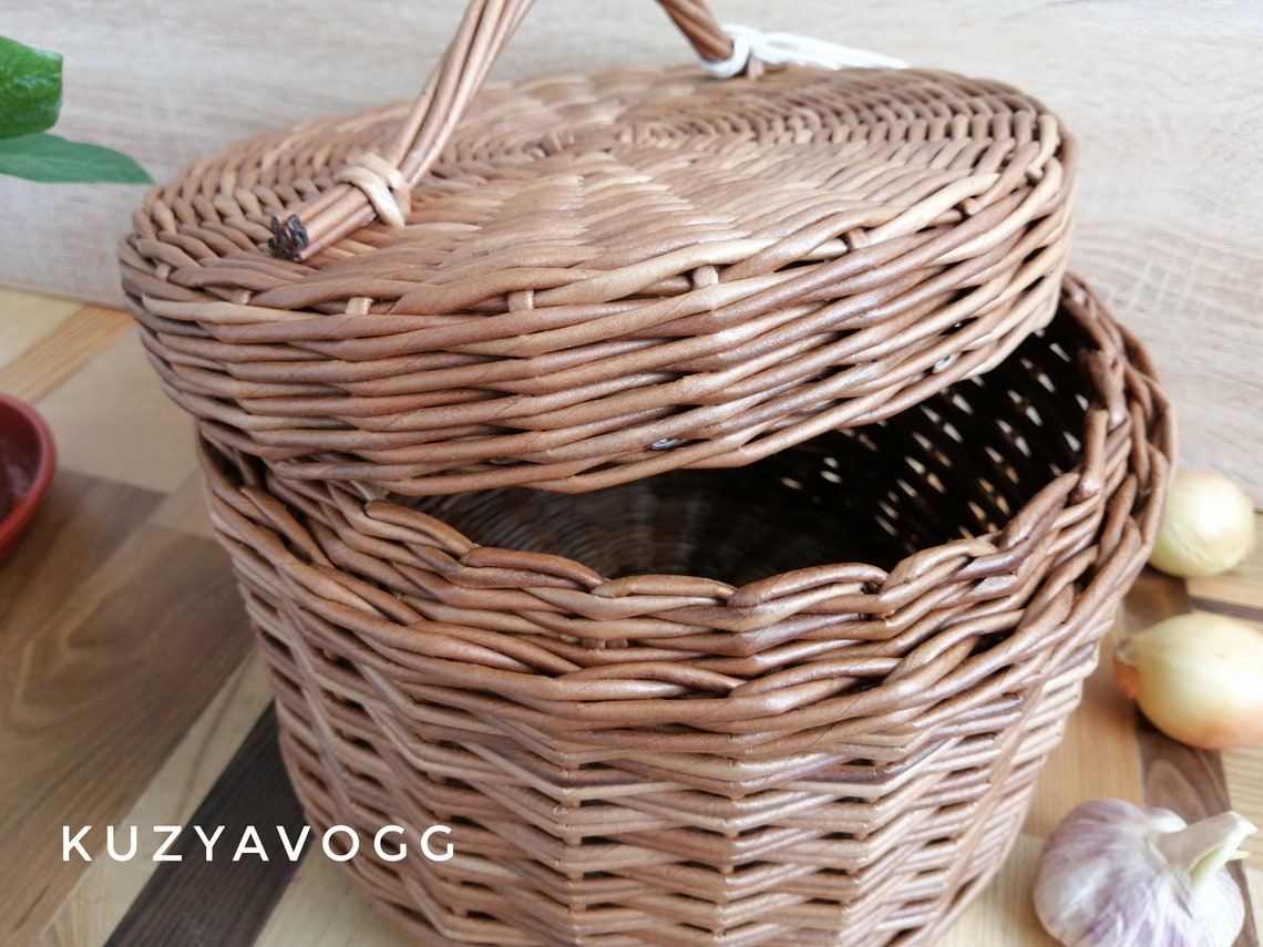 Rattan basket for onions potatoe and garlic 07