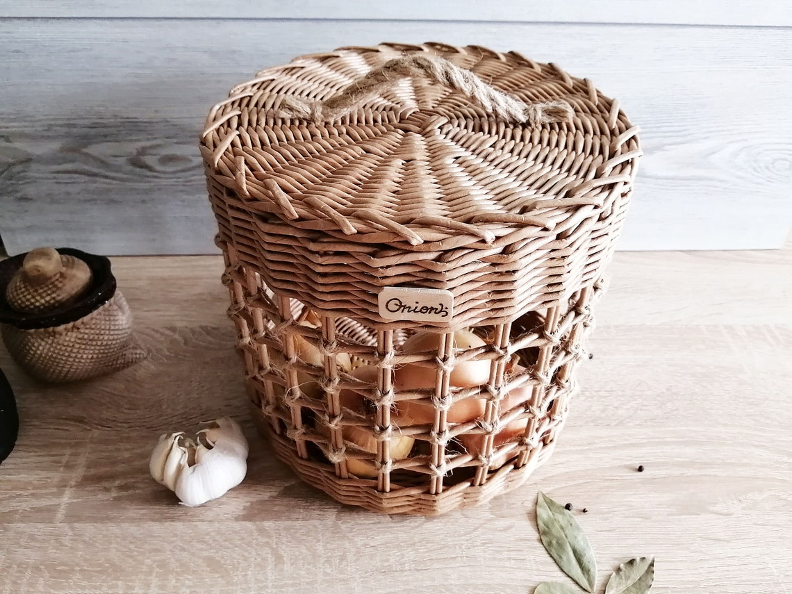 Rattan basket for onions potatoe and garlic 11