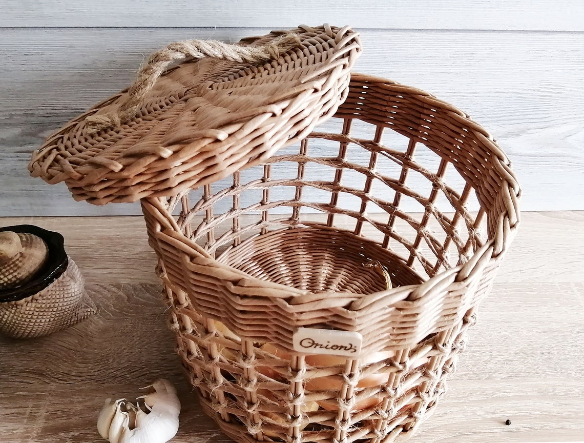 Rattan basket for onions potatoe and garlic 11