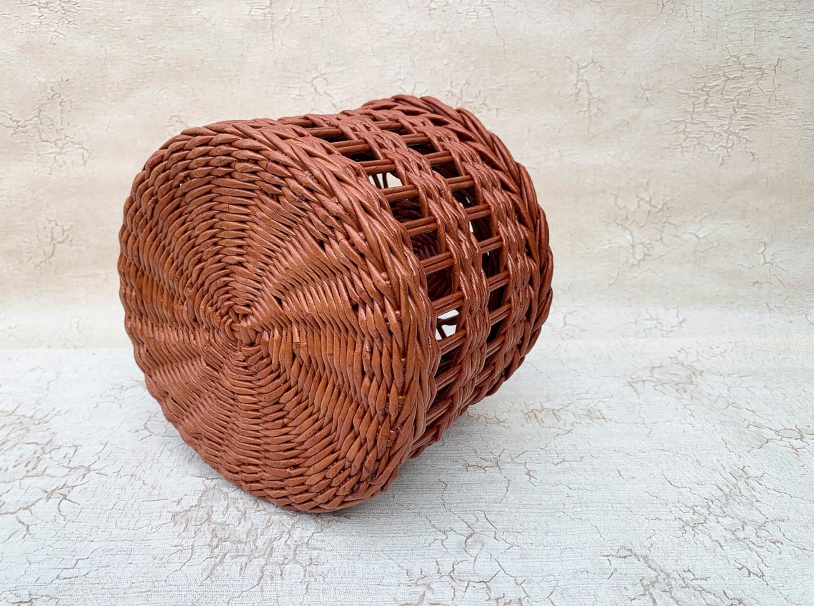 Rattan basket for onions potatoe and garlic 12