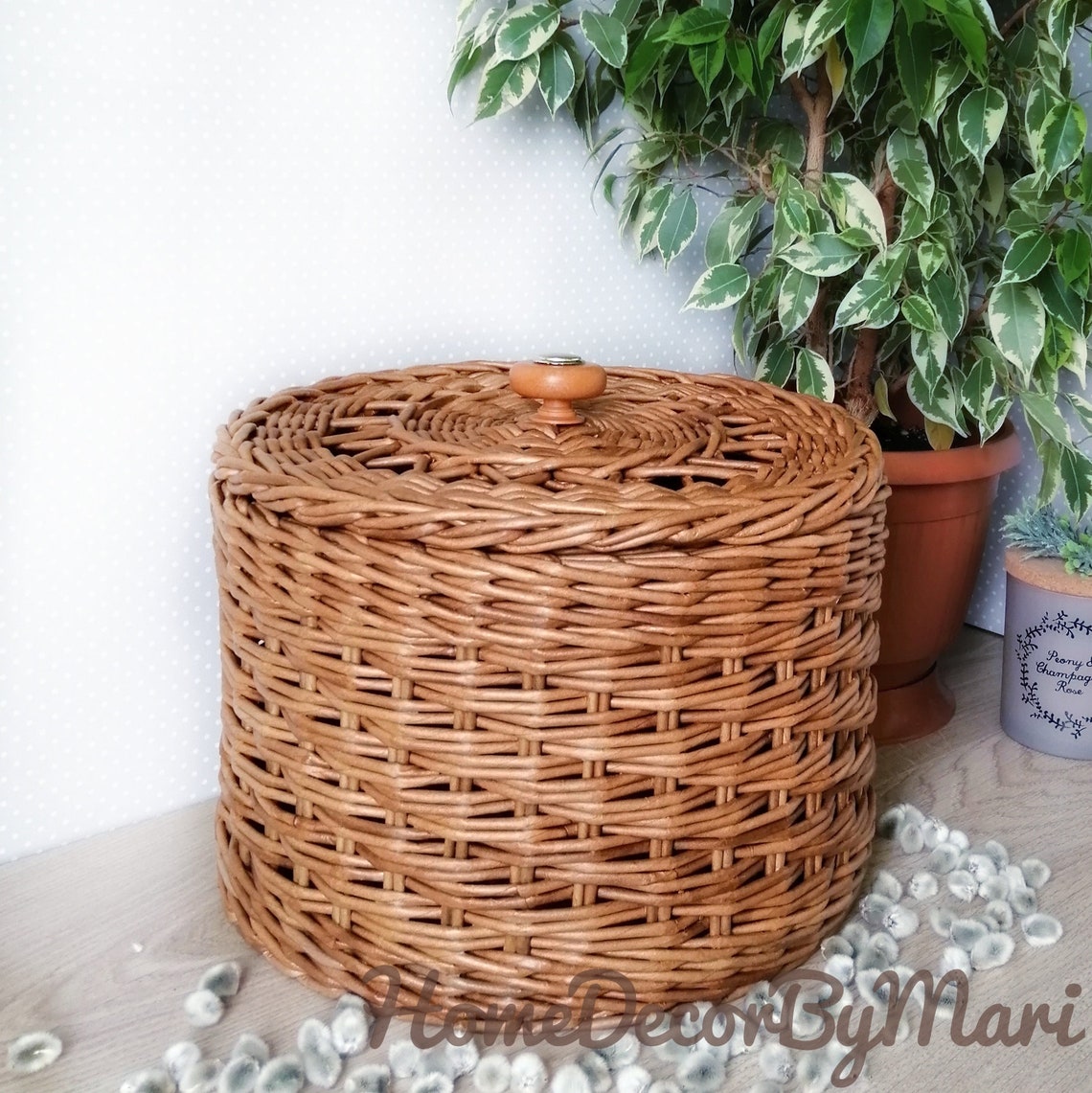 Rattan basket for onions potatoe and garlic 08