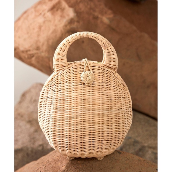 Best selling product Vietnam Luxury Rattan Ladies bags Woven Shell shape Vintage Small handbags for women