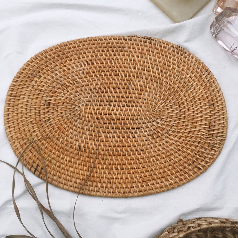 Vietnamese Oval Hand Woven Non-Slip Rattan Placemat with Heat Resistant function