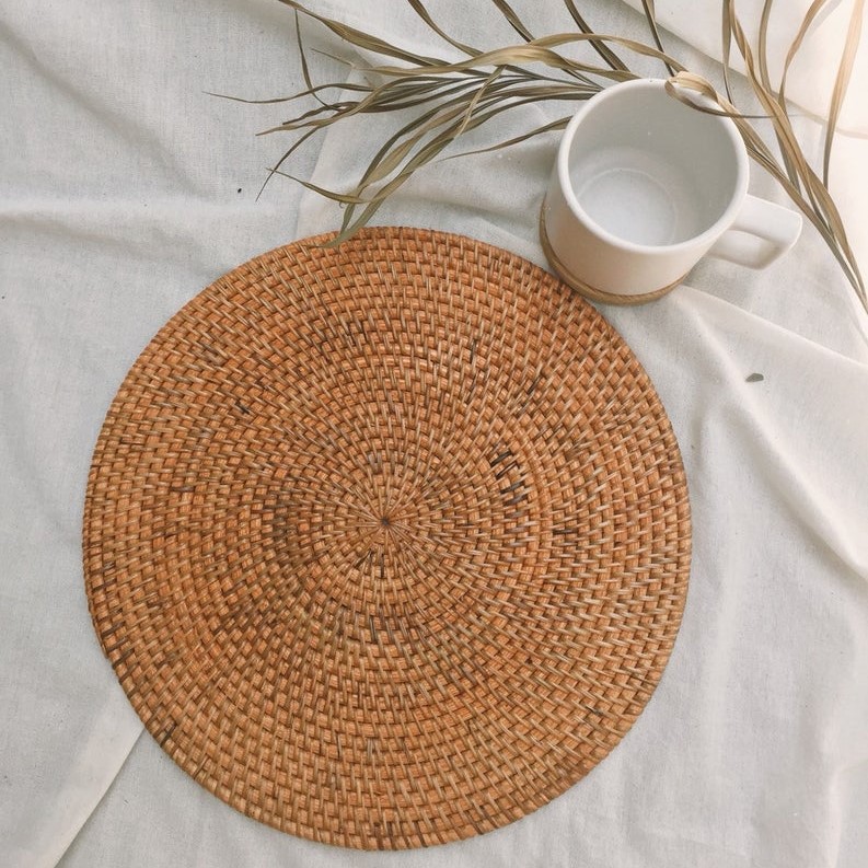 Vietnamese Vintage Round D25cm Woven Braided Rattan Placemat