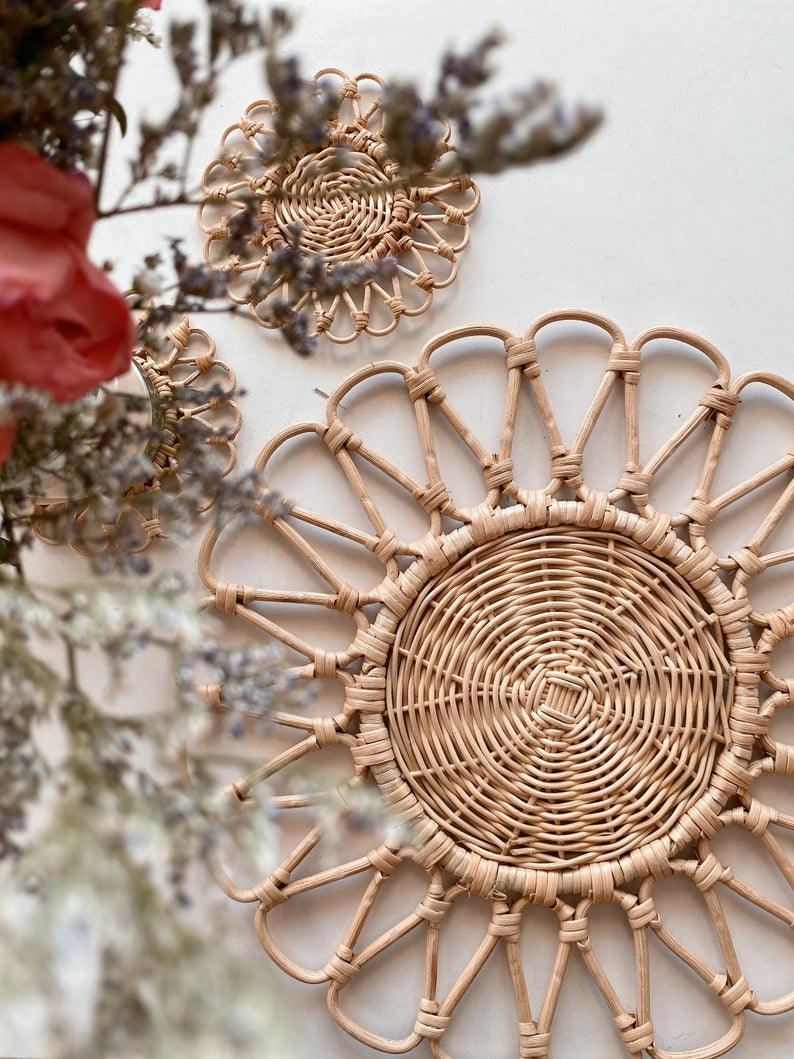 Wholesale Flower Decorative Brown Rattan Placemat Wicker Charger for wedding