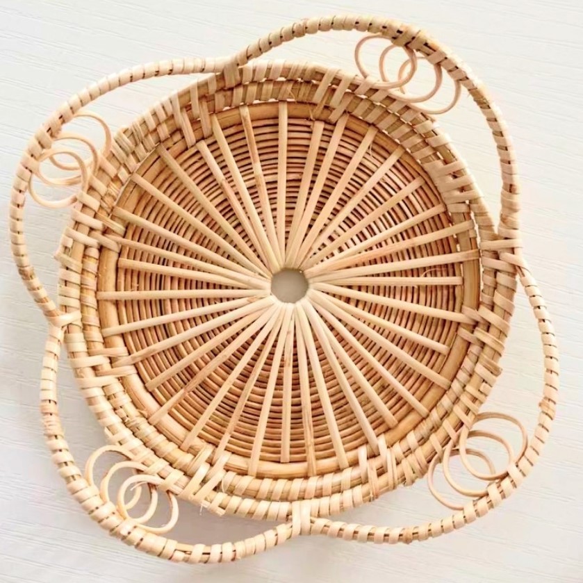 A set of 4 Round Flowers Hand Woven Rattan Placemat for Home Decor with Heat Resistant made in Vietnam