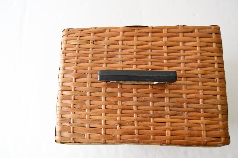Must have Wicker Basket Bottle Suitcase Storage Picnic Beach Camping Basket