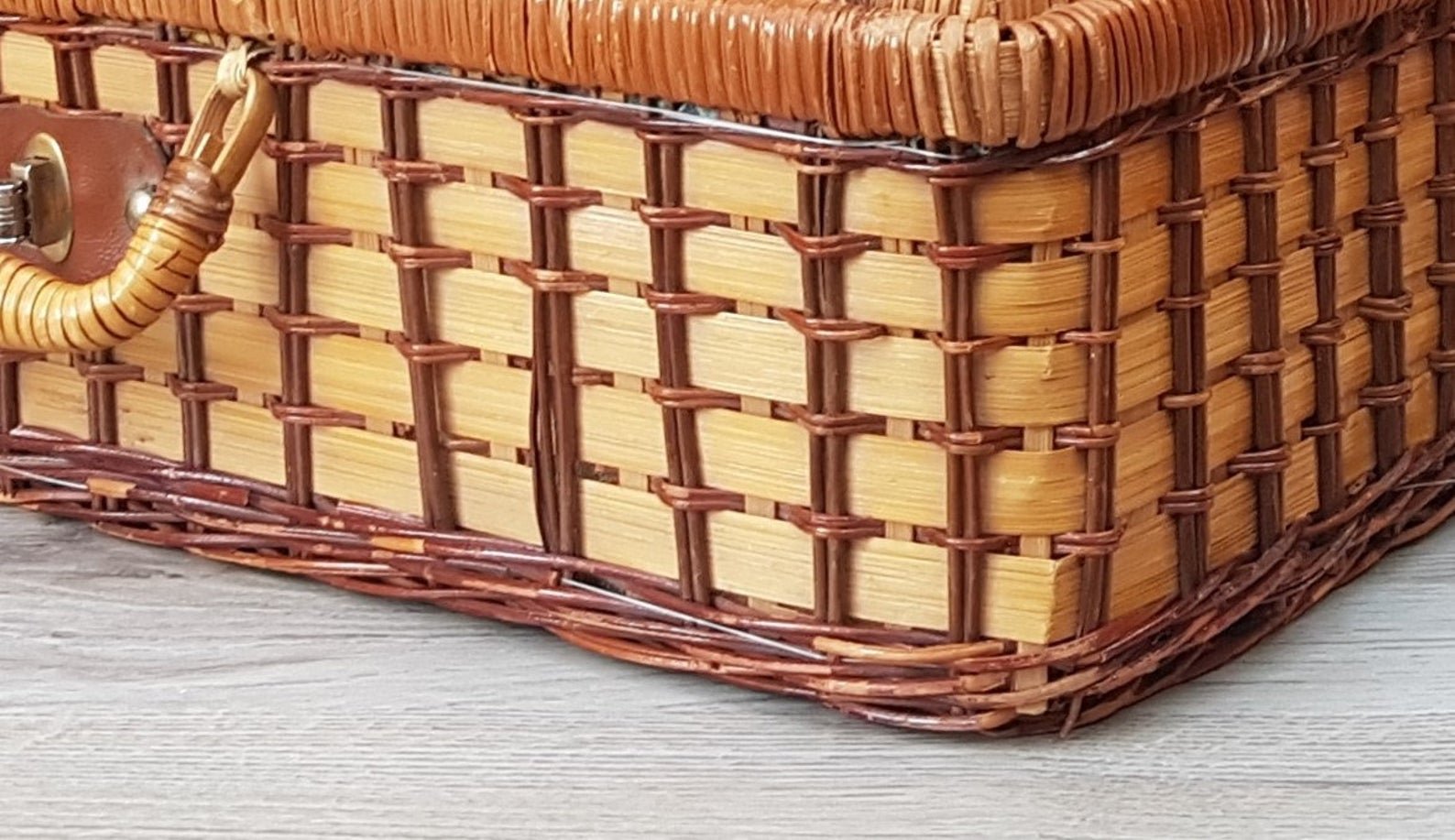 Hot trend Wicker suitcase, woven wicker basket, vintage wicker storage basket for home decor.