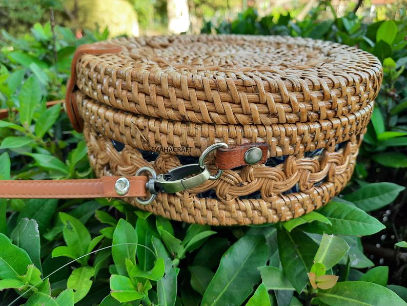 Natural Basket Handmade Straw bag Water Hyacinth Bag Woven Bag Sea Grass Bag Beach Bag Shoulder Bag or Cross Body Bag