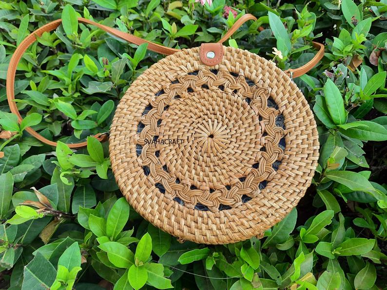 Natural Basket Handmade Straw bag Water Hyacinth Bag Woven Bag Sea Grass Bag Beach Bag Shoulder Bag or Cross Body Bag