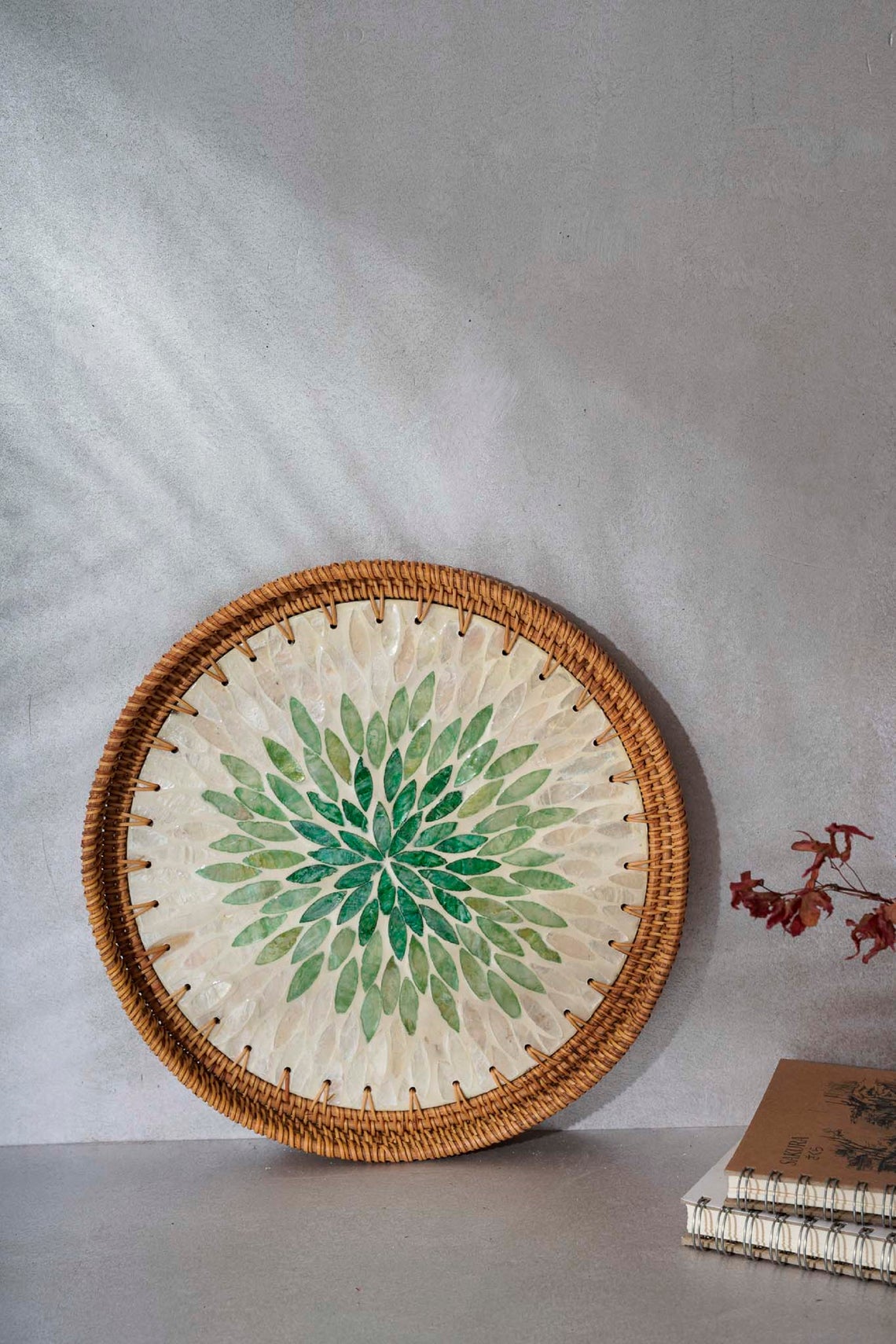 Outdoor Breakfast Water Basket Swimming Pool Rattan Serving Floating Tray for Summer Time 2021