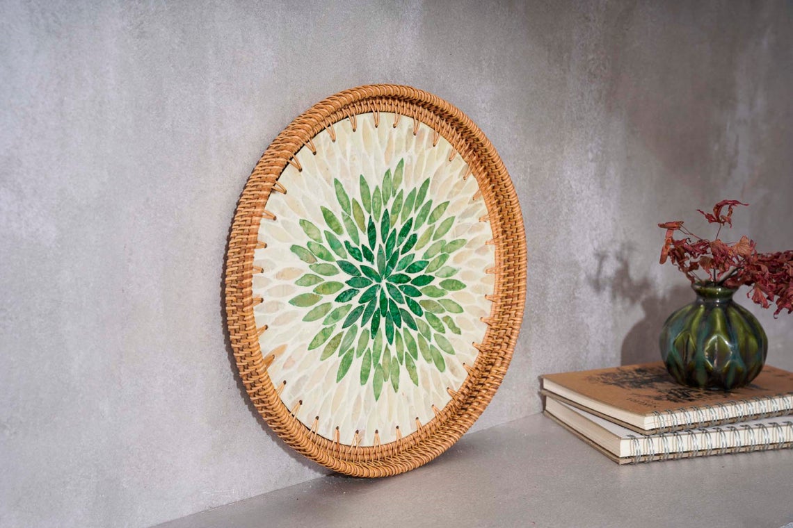 Outdoor Breakfast Water Basket Swimming Pool Rattan Serving Floating Tray for Summer Time 2021