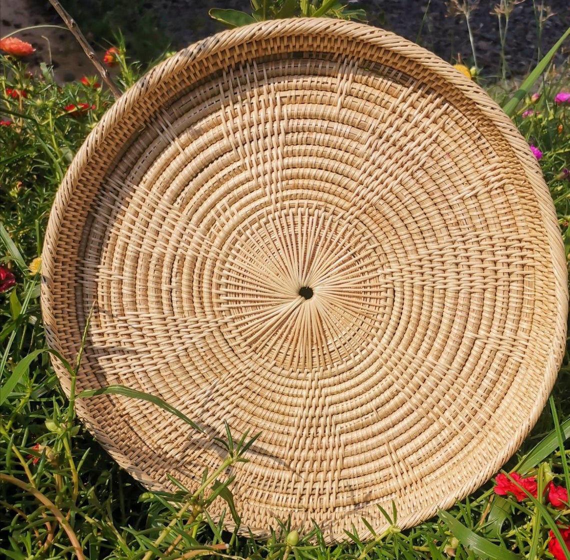 Brown hand woven rattan serving tray/ food serving tray