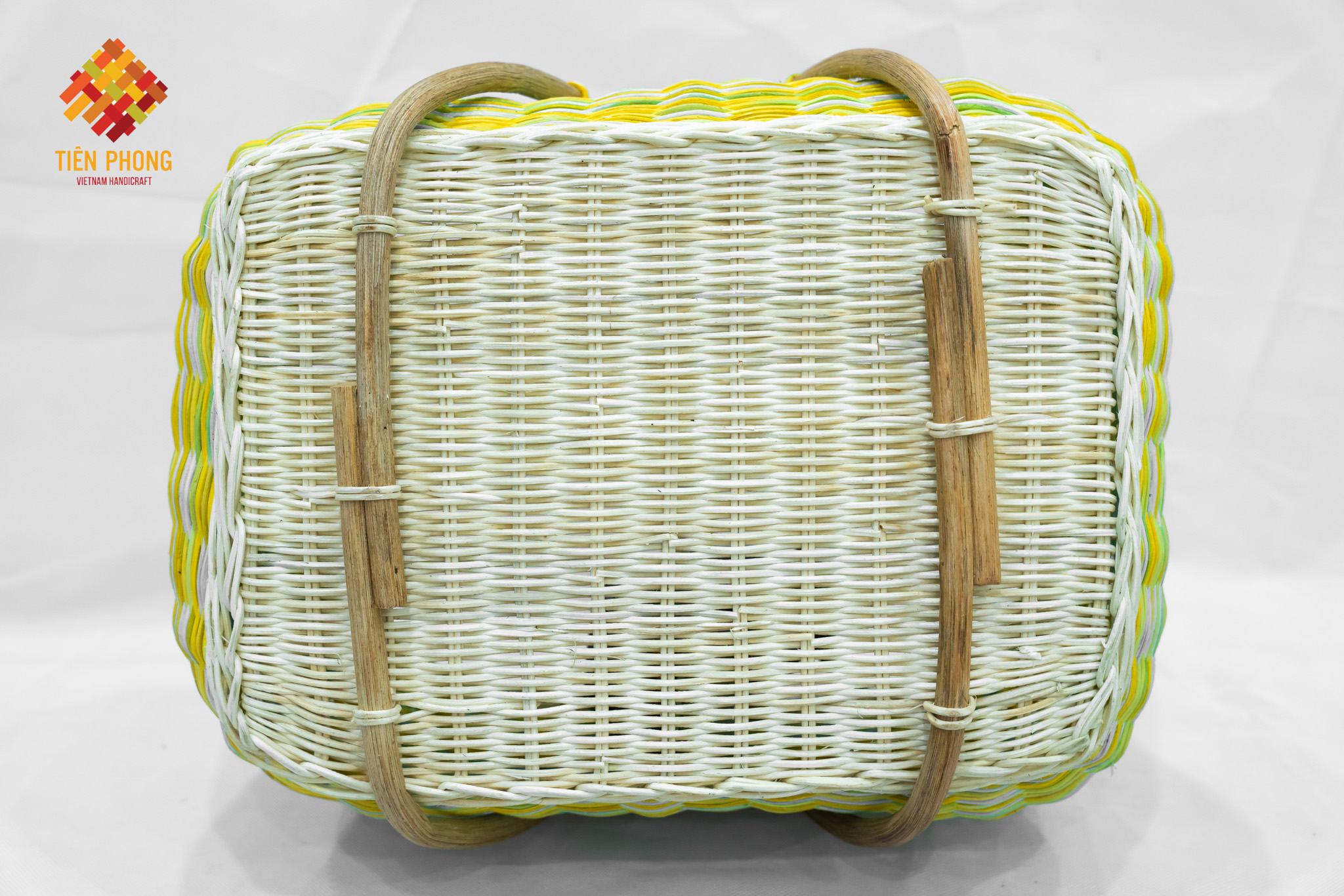 New products 2020 100% handmade rattan natural basket with handle
