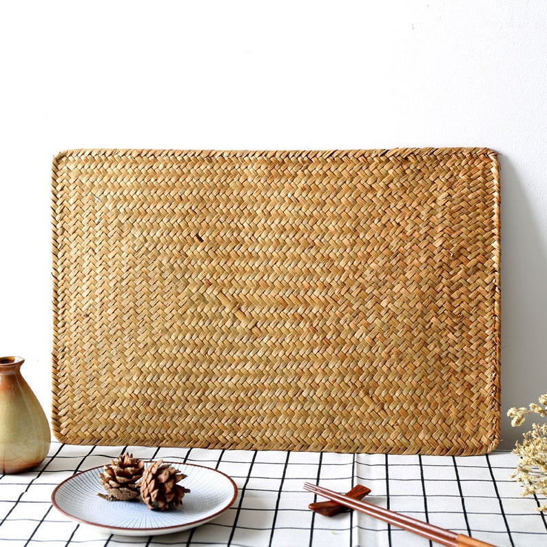 Retail A Set of 4 Rectangular Hand Woven Non-Slip Sea grass Place mat with Heat Resistant function
