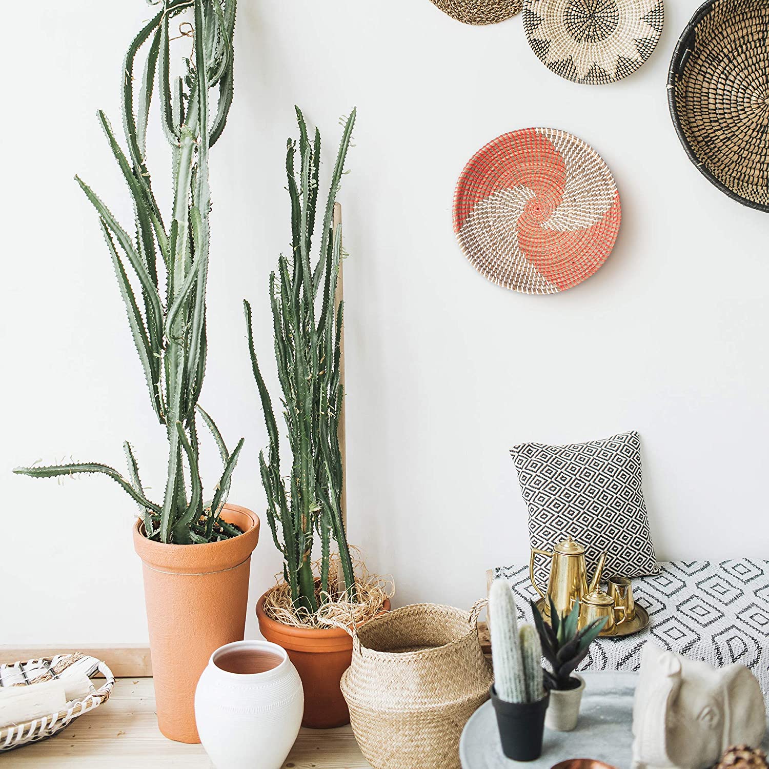 Vietnam Handwoven Seagrass Baskets Wall Art Decorative Wall Macrame Wall Hanging Orange Color