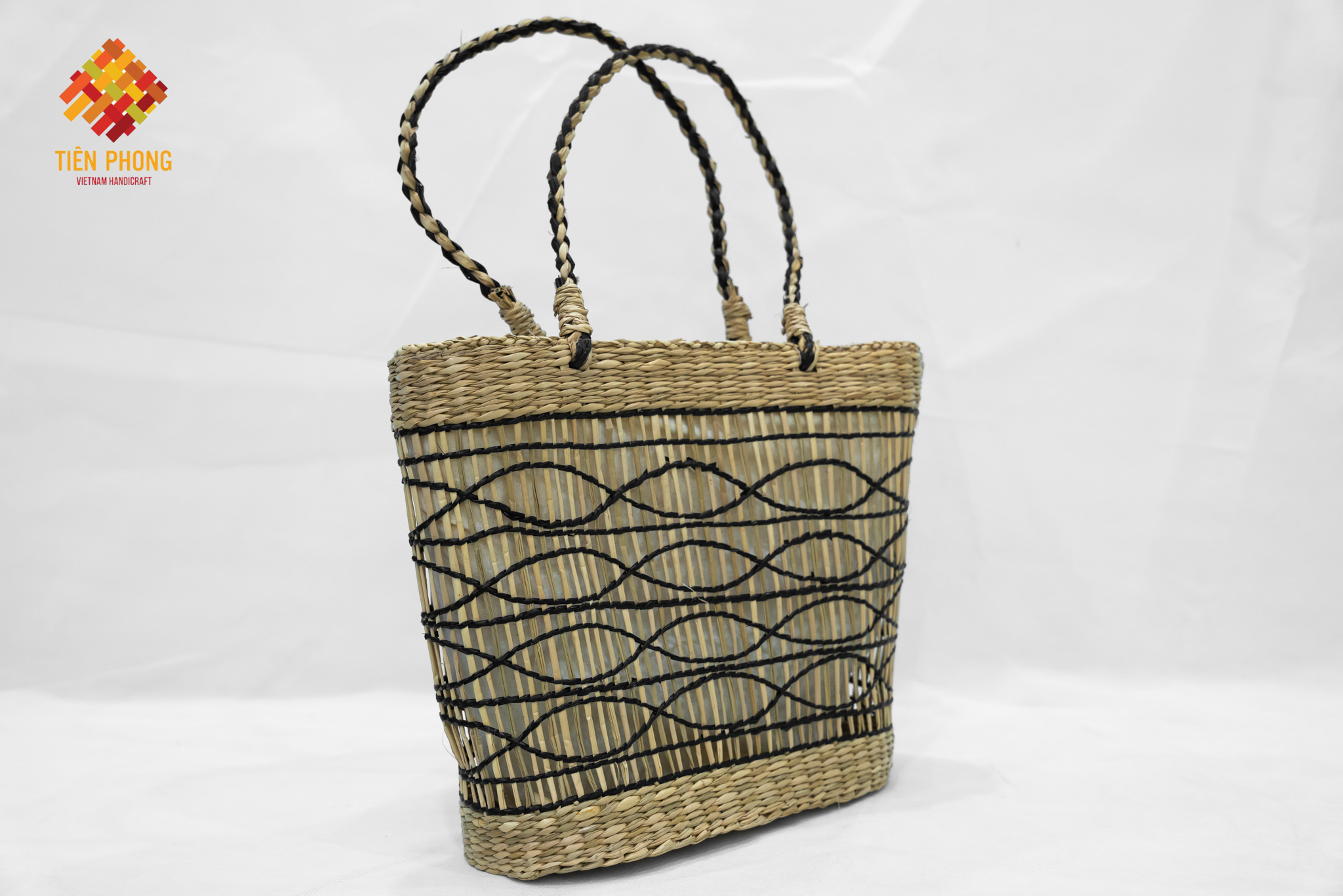 Seagrass handbag for women