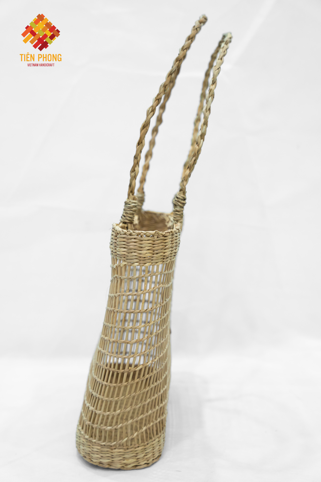 New product for women Seagrass handbag