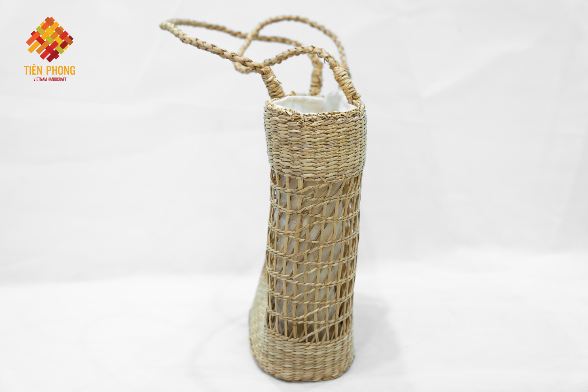 New product for women Seagrass handbag