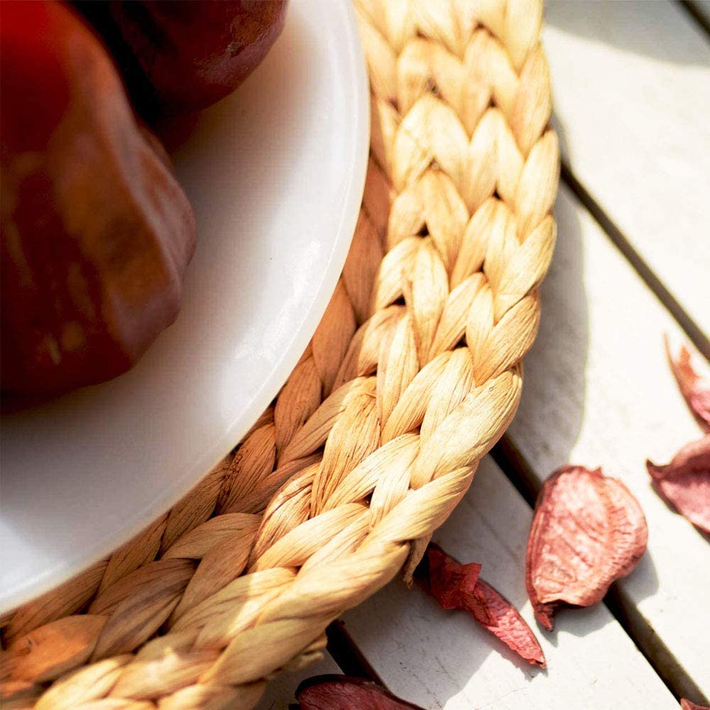 4pack Natural Water Hyacinth Woven placemat, Heat-Resistant Non-Slip Braided Rattan Tablemats Handmade placemat (11.8 Inch)