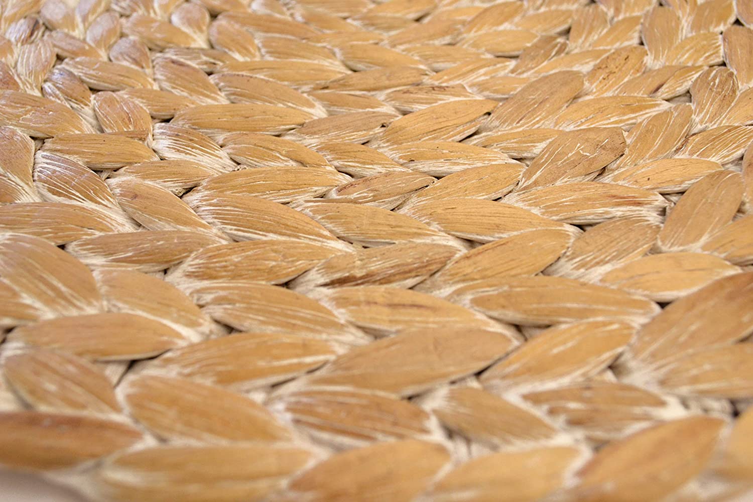 Low Moq Woven Placemats Natural Water Hyacinth Placemats Round Braided Rattan Tablemats