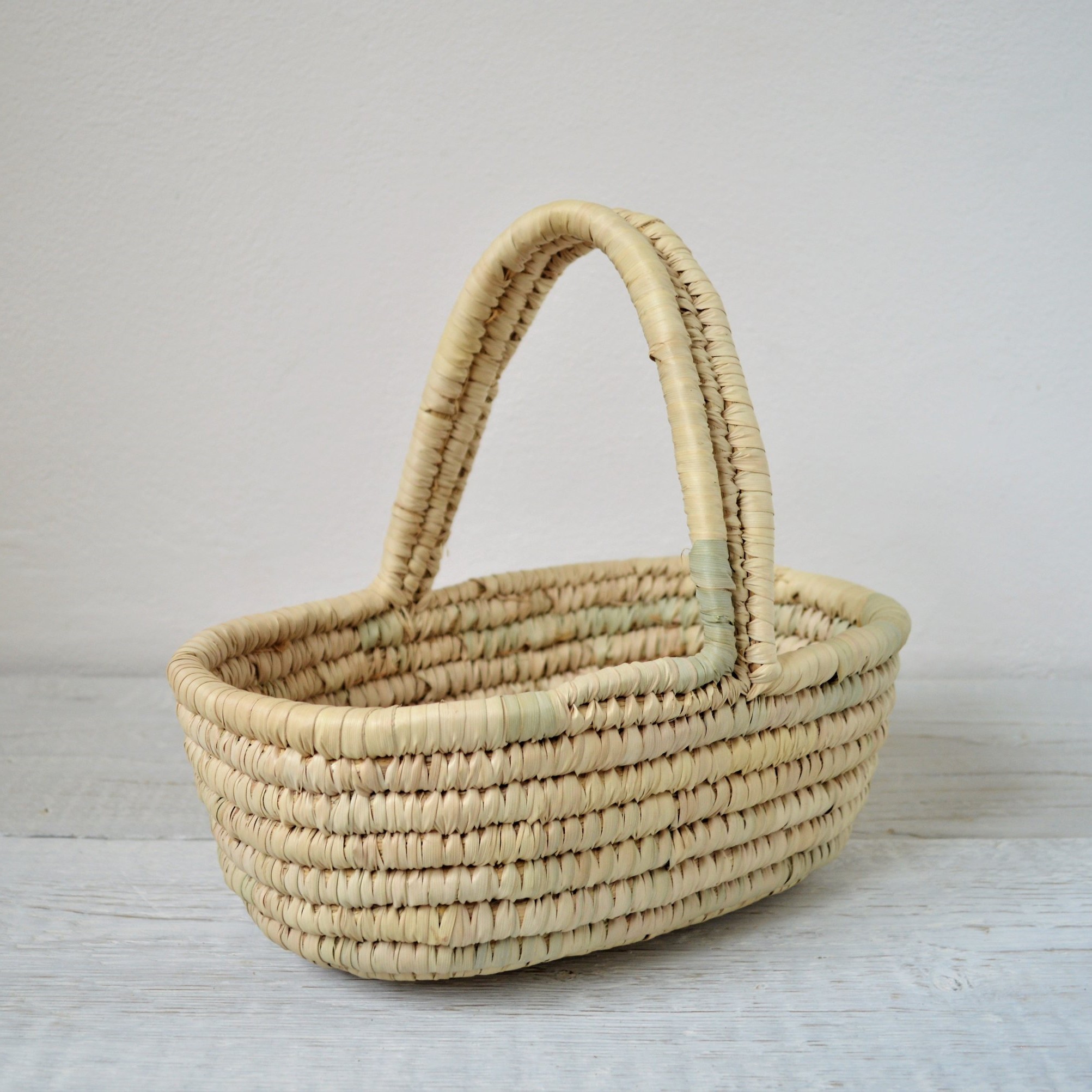 Water Hyacinth/Rattan/Seagrass Wicker liner bread baskets for food & fruit bowl made in Vietnam