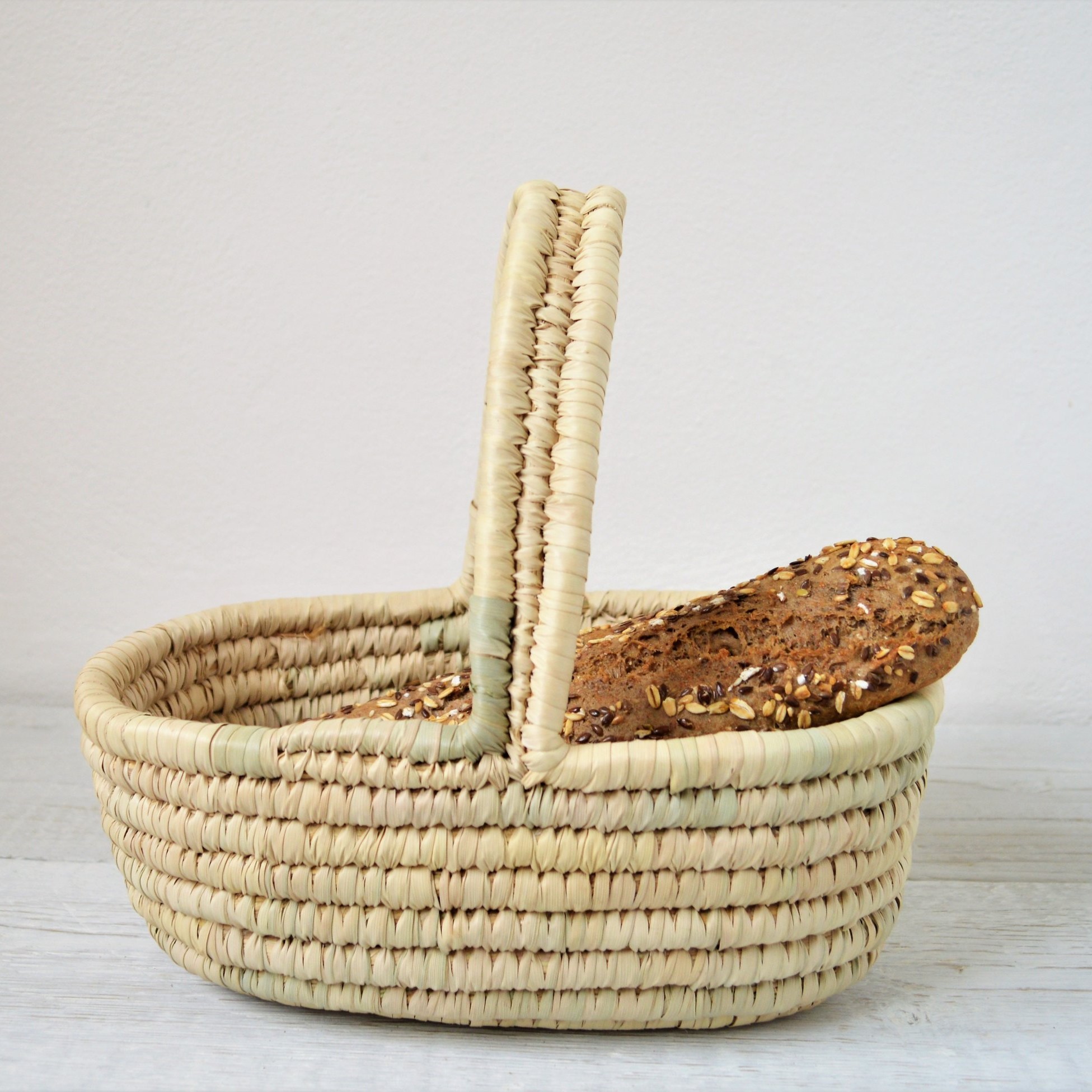 Water Hyacinth/Rattan/Seagrass Wicker liner bread baskets for food & fruit bowl made in Vietnam