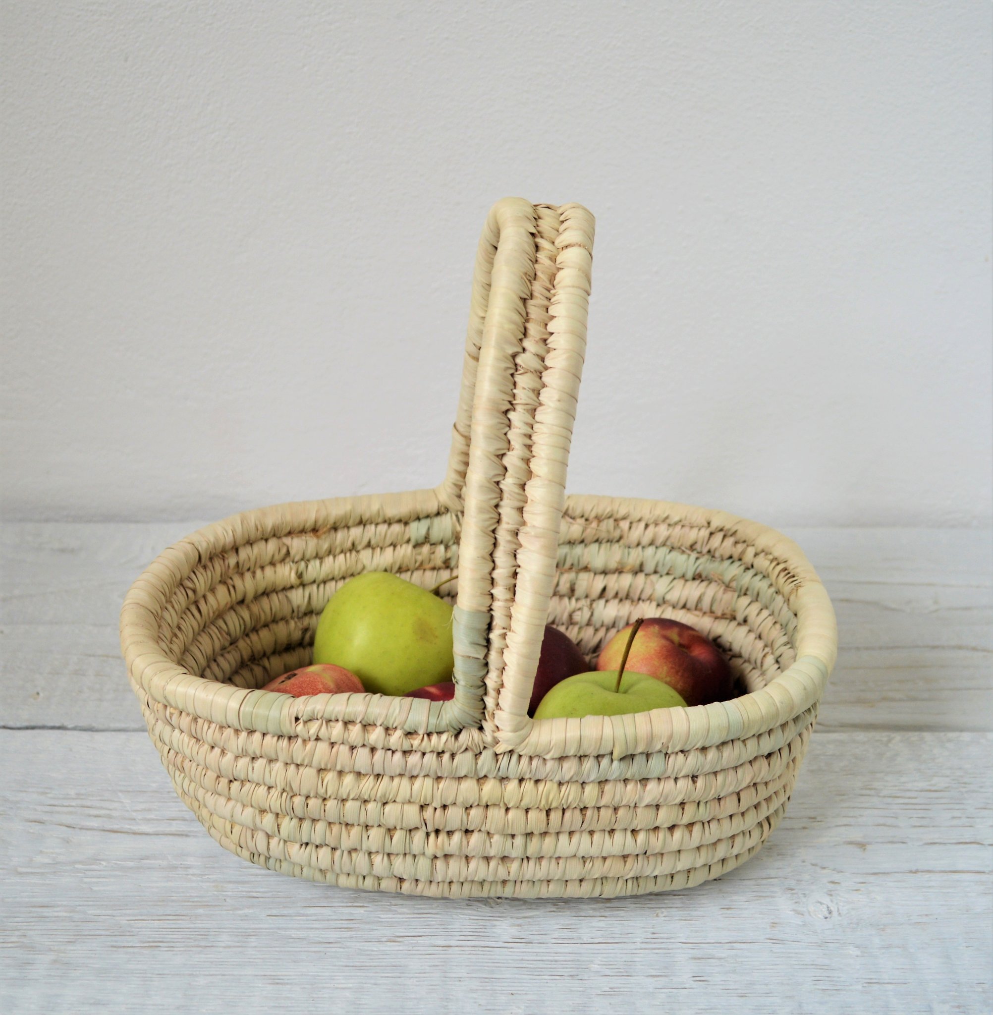 Water Hyacinth/Rattan/Seagrass Wicker liner bread baskets for food & fruit bowl made in Vietnam