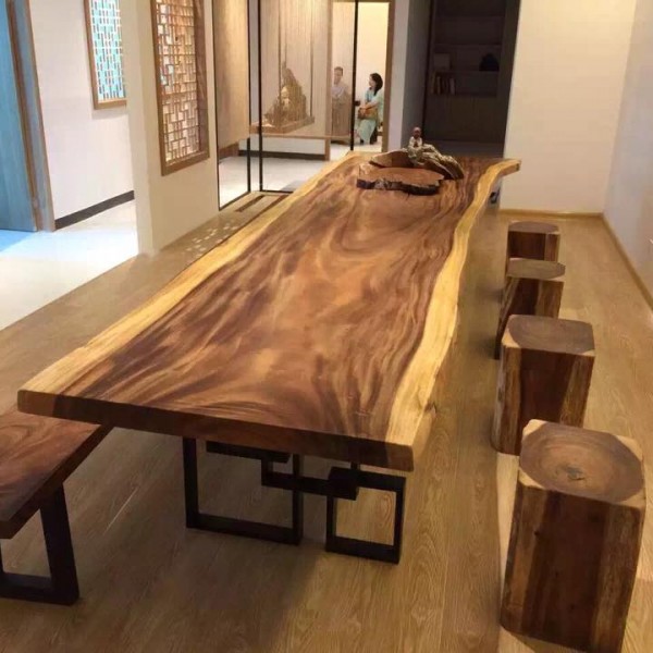 Tìm hiểu một số ưu điểm của bàn trà gỗ tự nhiên.