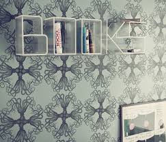 Kệ kính treo tường-mẫu kệ treo tường hot nhất hiện nay