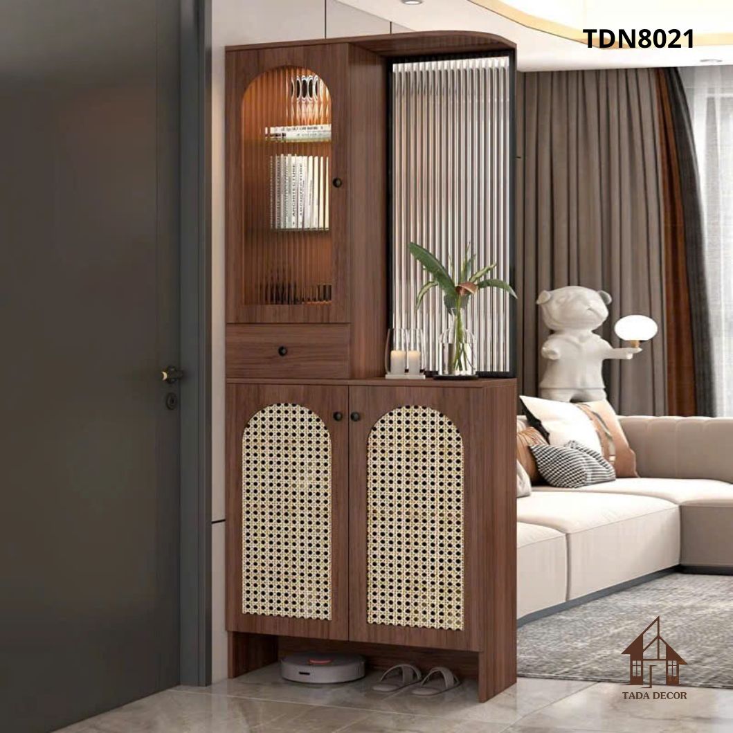 ngăn tủ bên trong tủ gỗ đa năng TDN8021 bố trí tiện lợi