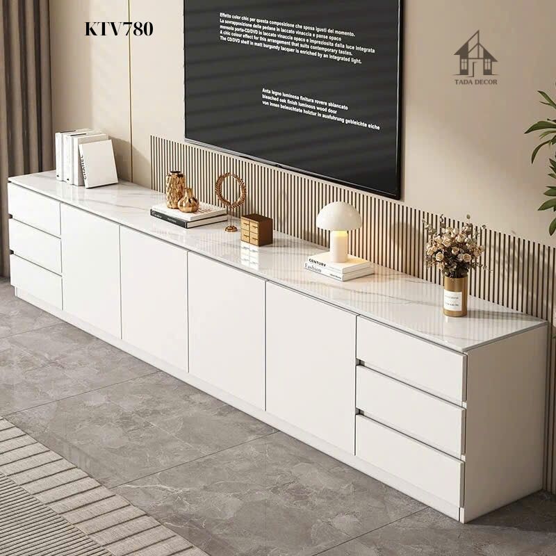 Không gian phòng khách nổi bật với kệ tivi để sàn KTV780