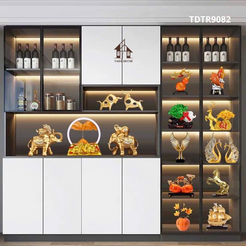 Mẫu tủ rượu đẹp bằng gỗ TDTR9082 kết hợp trưng bày décor cao cấp