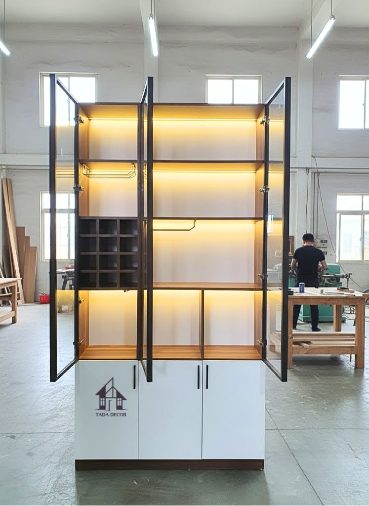 Mẫu tủ rượu hiện đại cánh kính thiết kế sang trọng có đèn LED