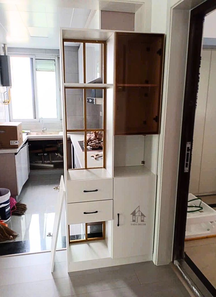 Tủ đựng đồ đa năng bằng gỗ giúp không gian gọn gàng hơn