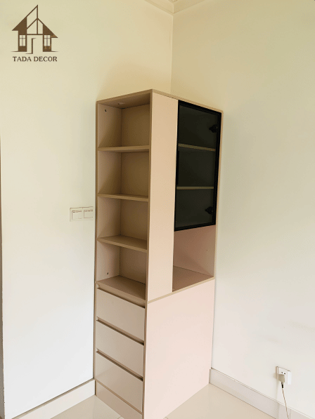 Feedback kệ sách góc tường gỗ MDF lõi xanh | TADA