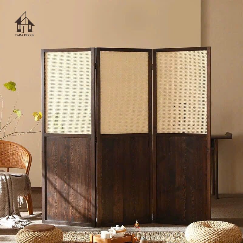 Vách Bàn Thờ Gỗ Phối Mây TDVBP901 – Vách Ngăn Phòng Gỗ Đẹp