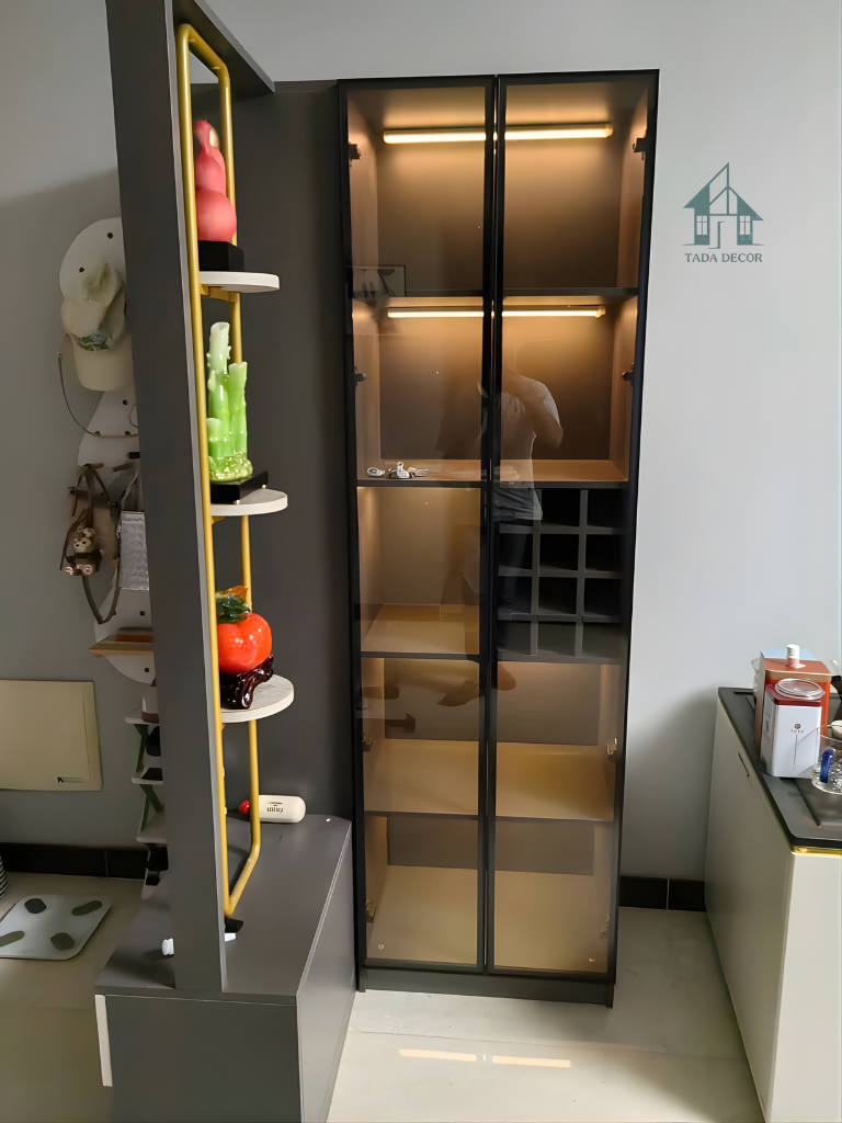 Thi Công Tủ Rượu Cánh Kính Đèn LED Sang Trọng - Hình Ảnh Thực Tế Công Trình TADA