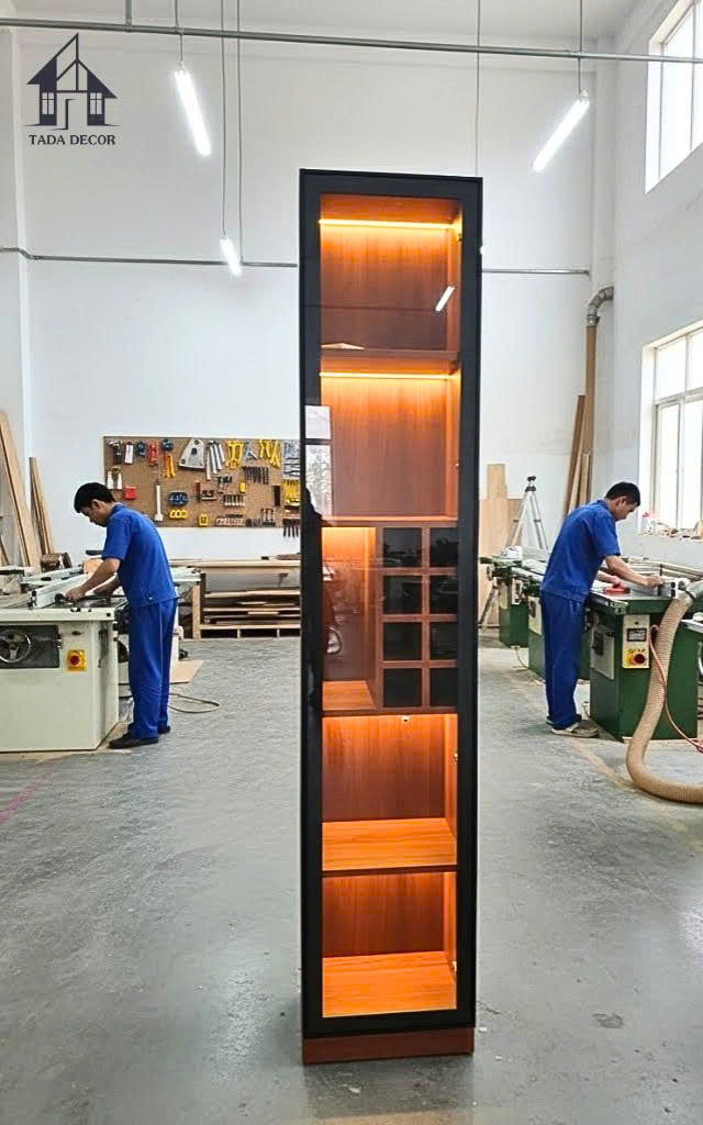 Hoàn thiện tủ rượu cánh kính hiện đại | Công trình thực tế