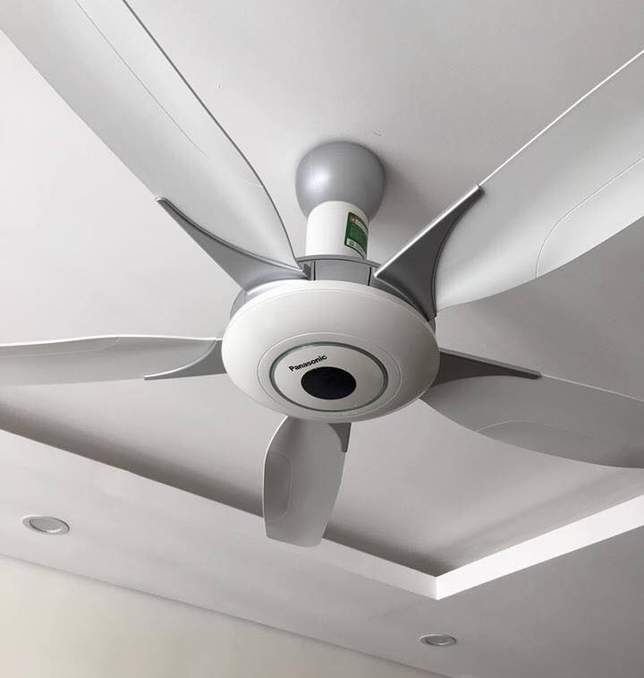 Quạt trần Panasonic 5 cánh F-60WWK, màu trắng, 7 cấp độ gió, điều khiển từ xa