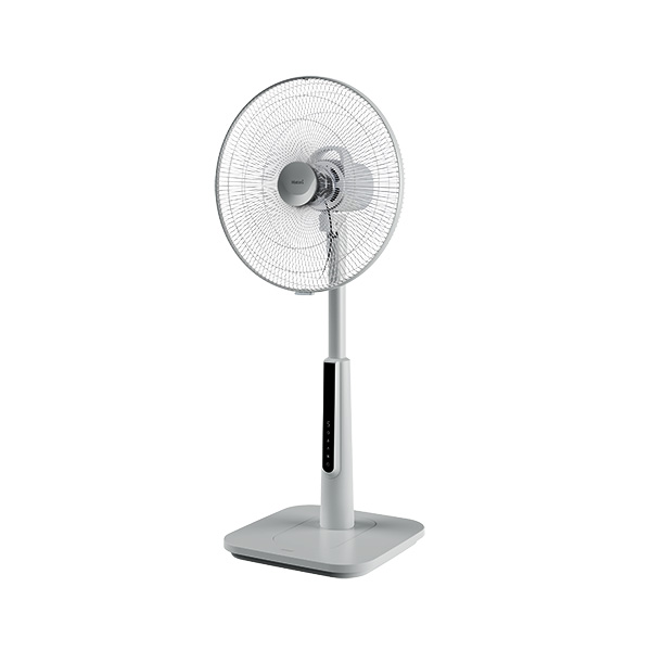 Quạt lửng Hatari HT-S18R1 Thái lan, sải cánh 45cm, điều khiển từ xa