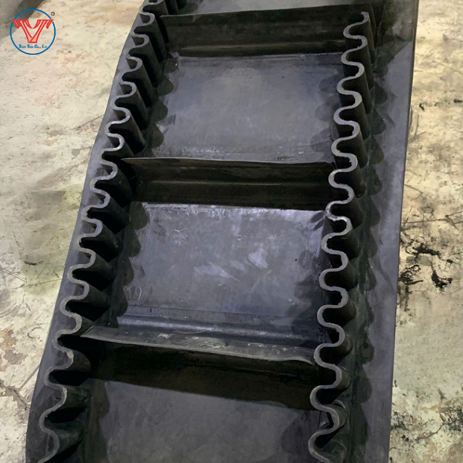 BĂNG TẢI TAI BÈO CAO SU – VẬN CHUYỂN VẬT LIỆU RỜI HIỆU QUẢ